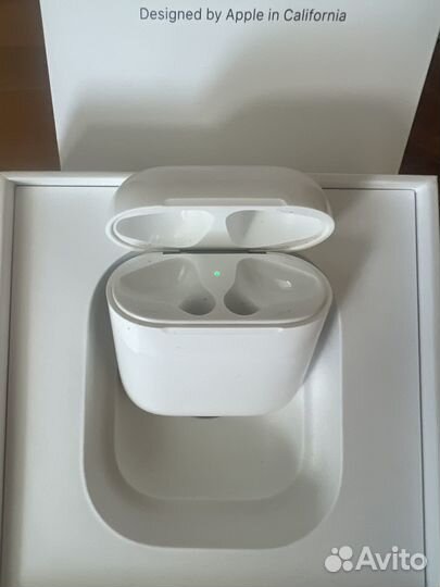 Беспроводные наушники apple airpods 1