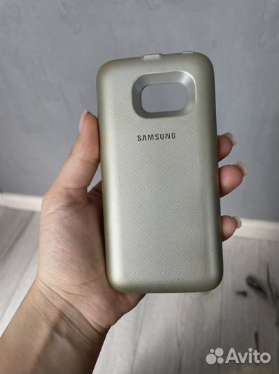 Чехол с подзарядкой