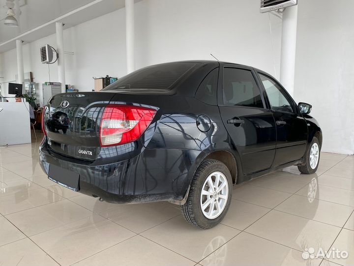 LADA Granta 1.6 МТ, 2012, 198 341 км