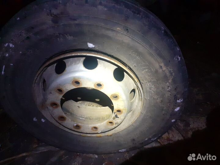 Диск на полу прицеп грузовик р 22,5