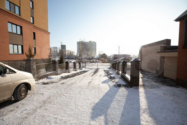 4-к. квартира, 85 м², 17/23 эт.