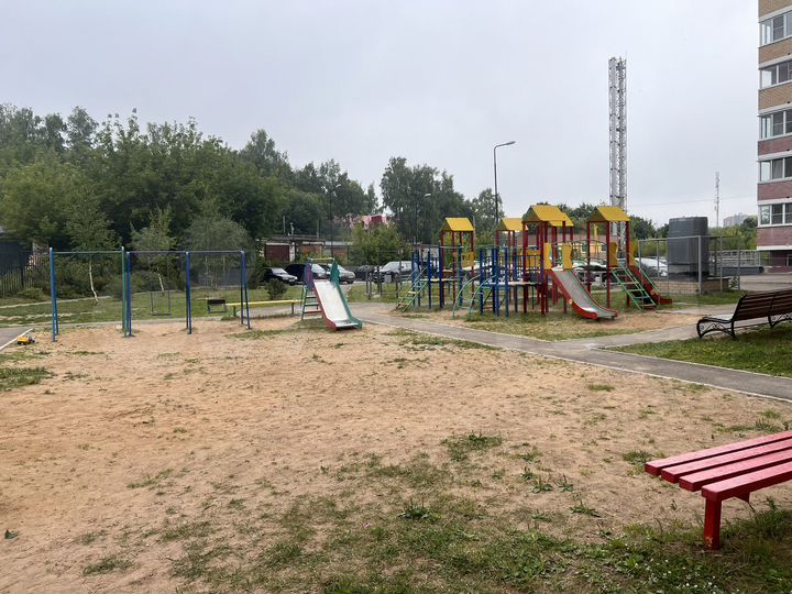 2-к. квартира, 62 м², 1/10 эт.