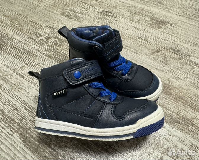 Ботинки демисезонные 22 размер