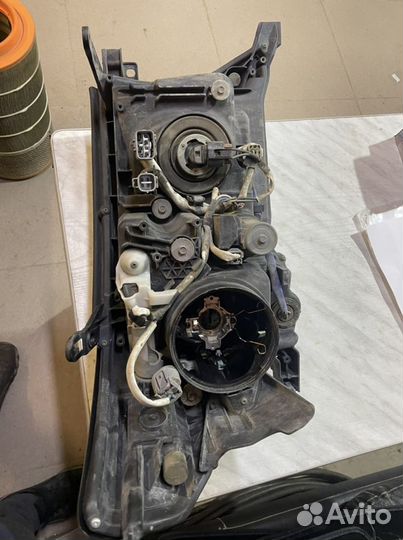 Оптика на toyota land cruiser 200