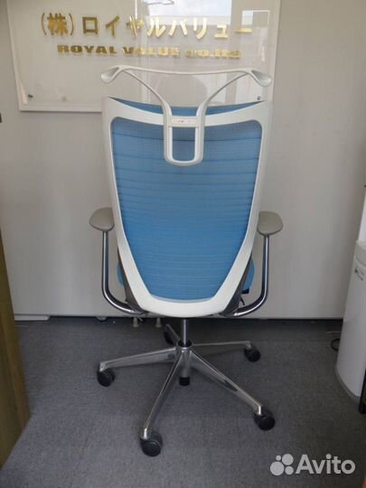 Стул компьютерный Okamura Baron / CP