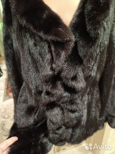 Шуба норковая с воланами 48 размера