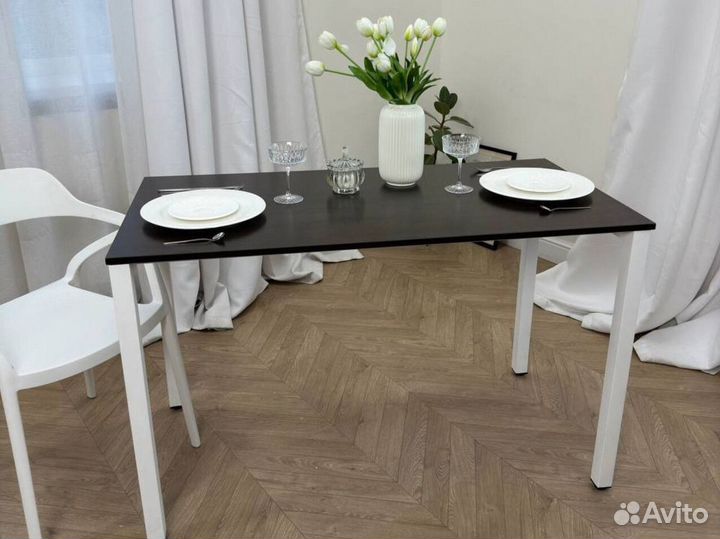 Стол прямоугольный