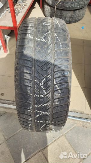 Pirelli Winter Sottozero 3 245/40 R19 98V