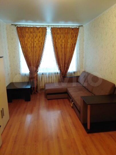 2-к. квартира, 43 м², 1/4 эт.
