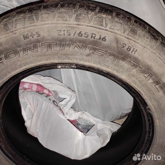 Continental ContiCrossContact LX 215/65 R16