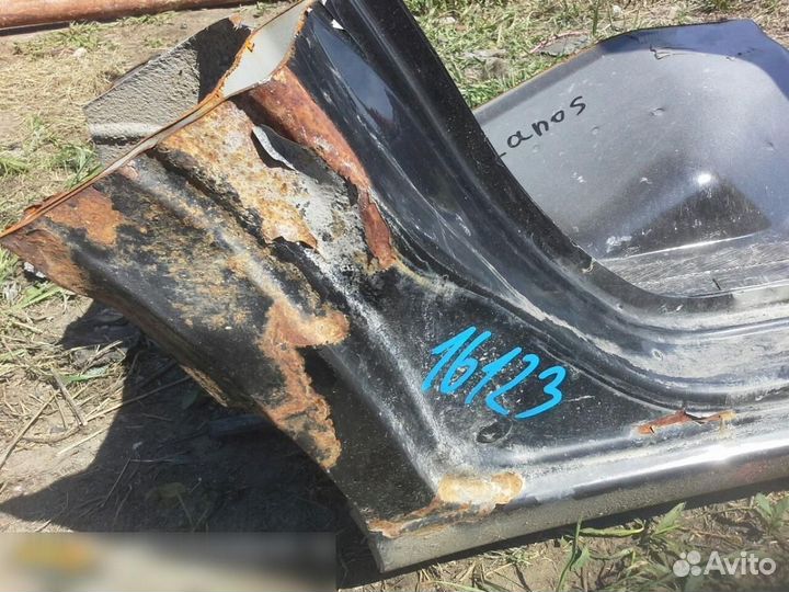 Порог со стойкой правый Chevrolet Lanos 2004