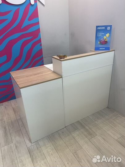 Стол