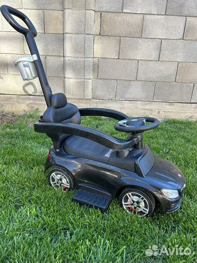 Детская машинка каталка с ручкой