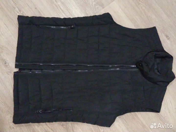 Жилет мужской фирмы colins