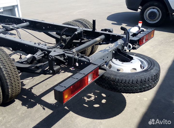 Кронштейн крепления запасного колеса Газель