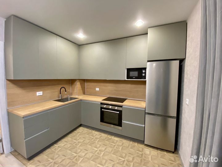 Кухни на заказ от фабрики