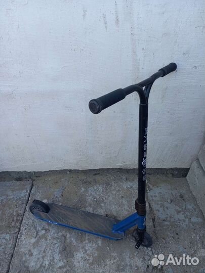 Трюковой самокат