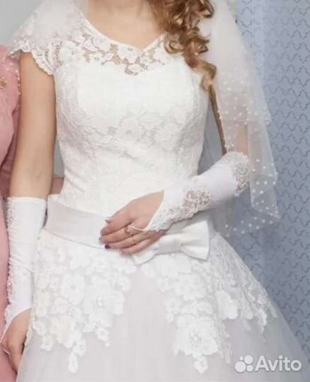 Свадебное платье