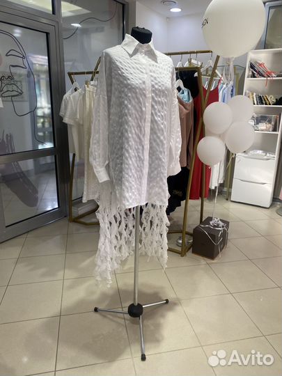 Рубашка с рюшами