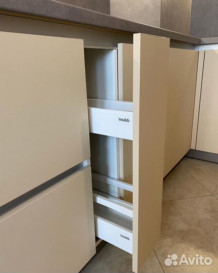 Кухонный гарнитур на заказ