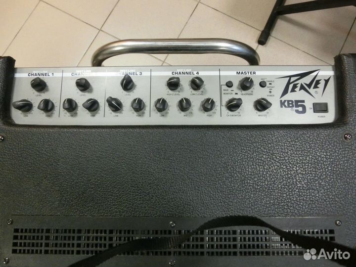 Комбо Peavey KB5 клавишный / басовый