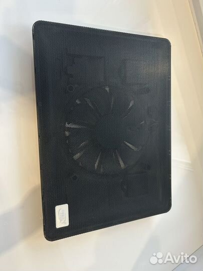 Подставка с охлаждением для ноутбука