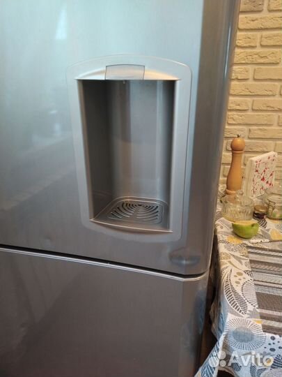 Холодильник indesit no frost 420литров