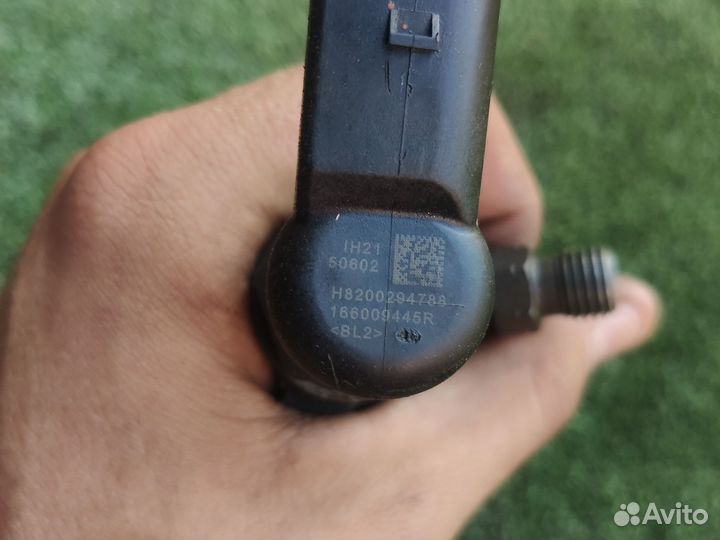 Форсунка Renault Scenic 3 1.5 DCI K9K 832