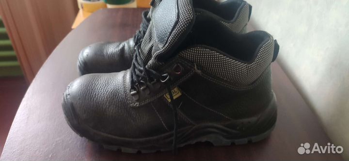 Рабочие ботинки