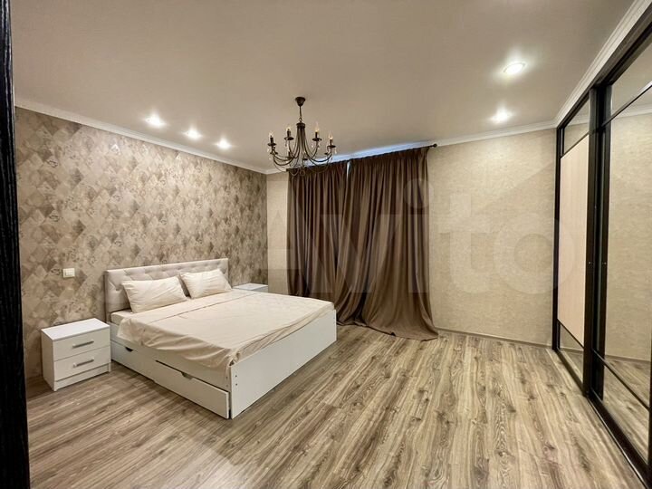 3-к. квартира, 106 м², 3/5 эт.