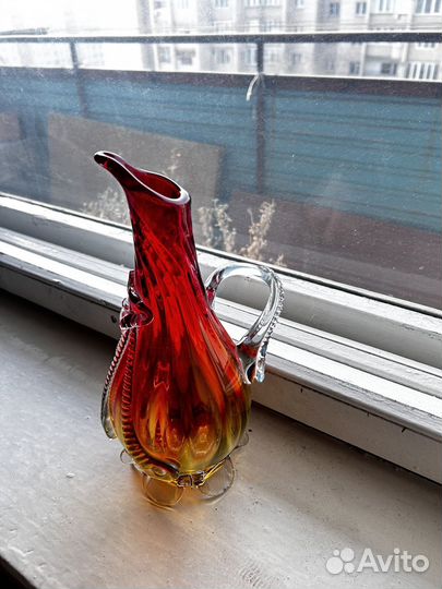 Ваза кувшин/винтаж/красное стекло/стеклянная СССР