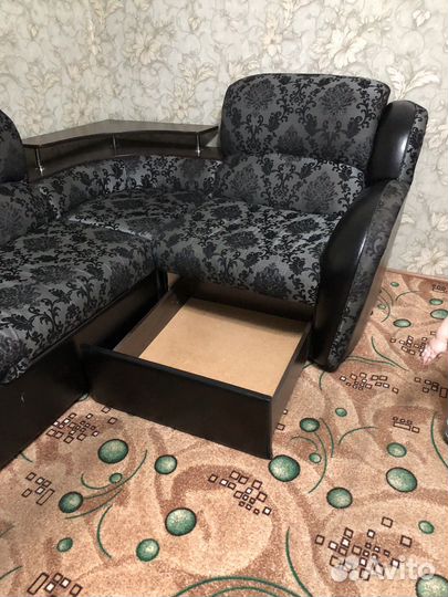 Угловой диван бу