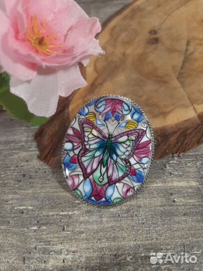 Брошь перламутровая 