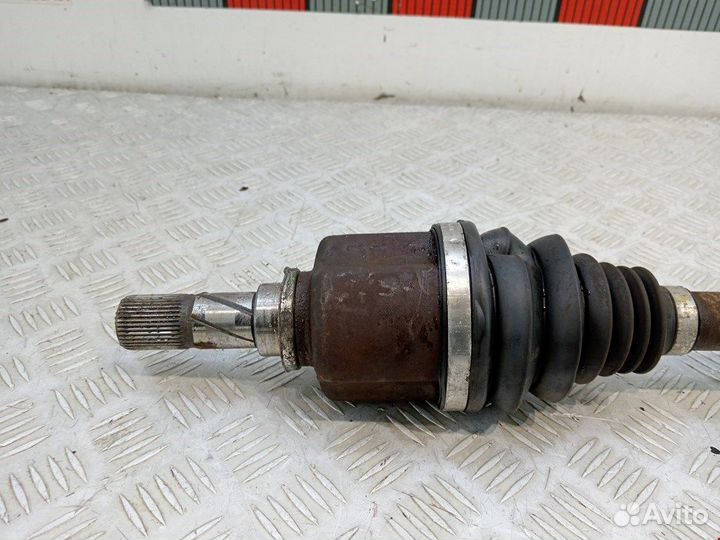 Полуось передняя левая Renault Master