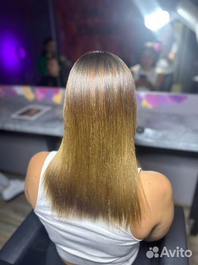 Кератиновое выпрямление волос