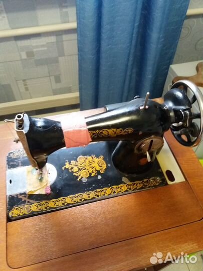 Машинка швейная Подольск