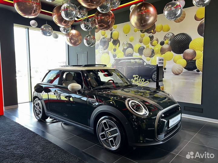 MINI Cooper SE 184 л.с. AT, 2023