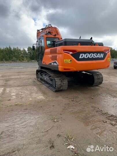 Гусеничный экскаватор Develon DX200А-7M, 2023