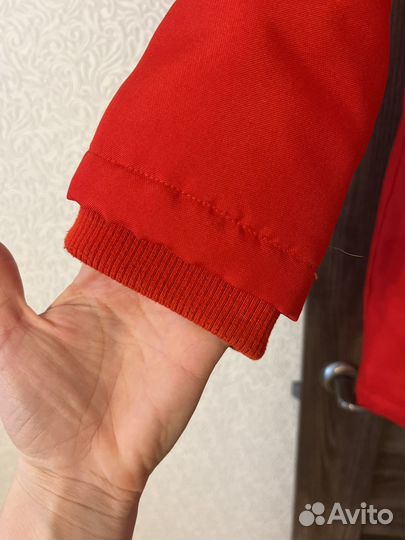 Куртка осень-весна 46-48 женская красная