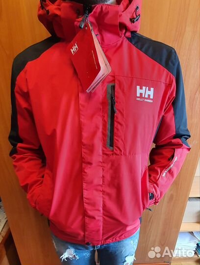 Куртка(ветровка) helly hansen новая