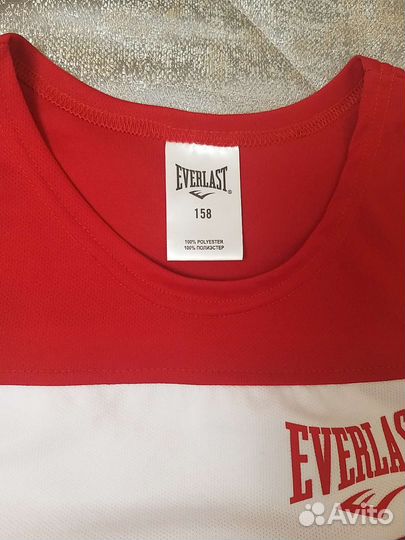 Продам спортивный боксёрской костюм.Рос 158