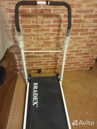 Беговая дорожка новая