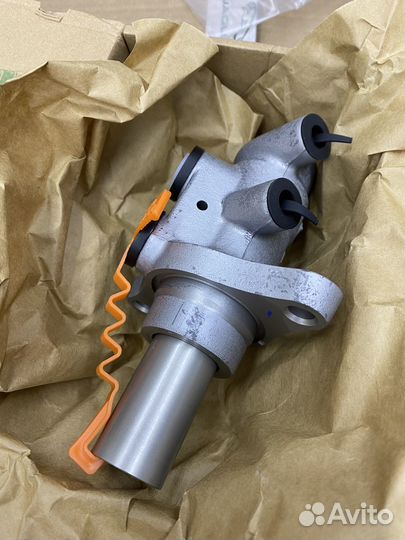 Jaguar главный тормозной цилиндр