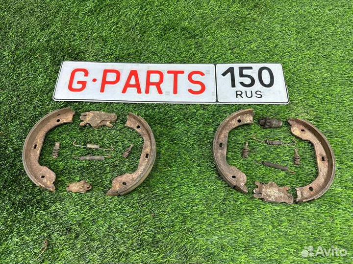 Колодки стояночного тормоза задние Bmw 7 E66