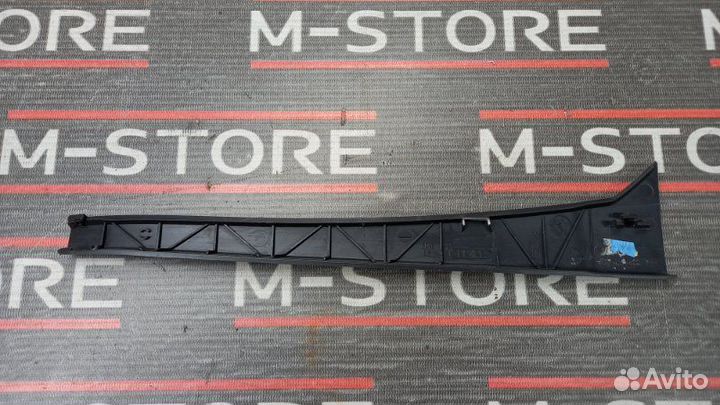 Обшивка стойки передняя правая Volkswagen Touareg