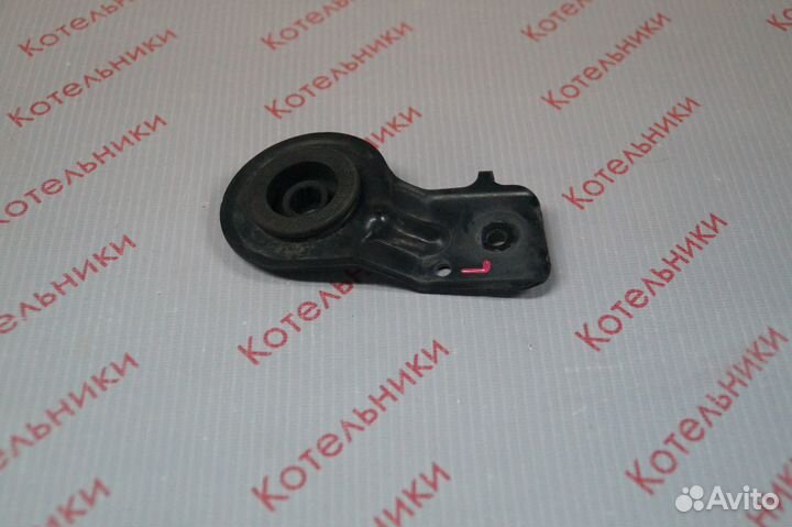 Nissan 21543-AU011 Кронштейн радиатора L