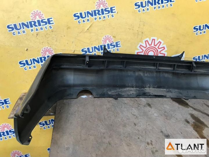 Бампер задний toyota carina