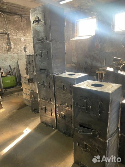 Мангал с крышей