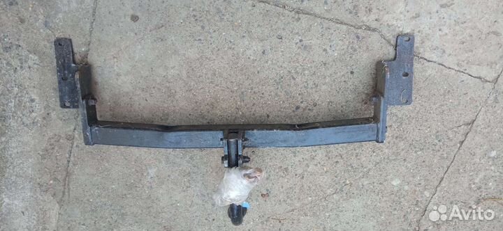 Фаркоп на geely Emgrand EC 7