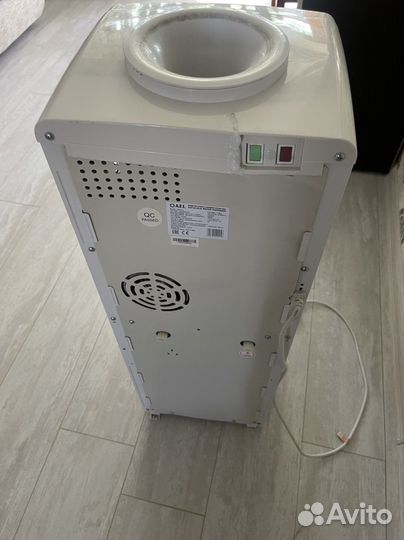 Кулер для воды AEL